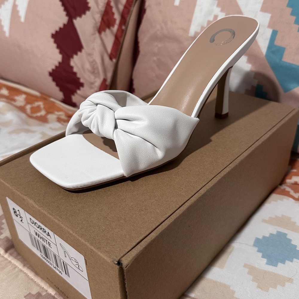 Diorra by Journee Collection White Heel Sandal